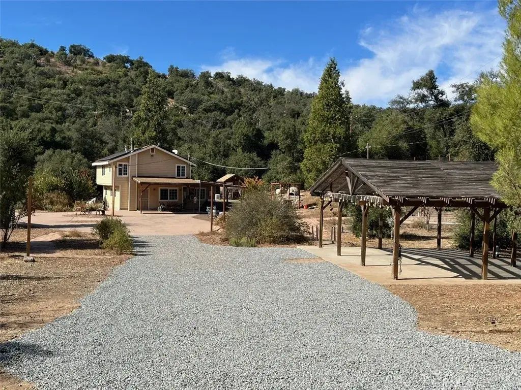 5049 Ca-78, Santa Ysabel