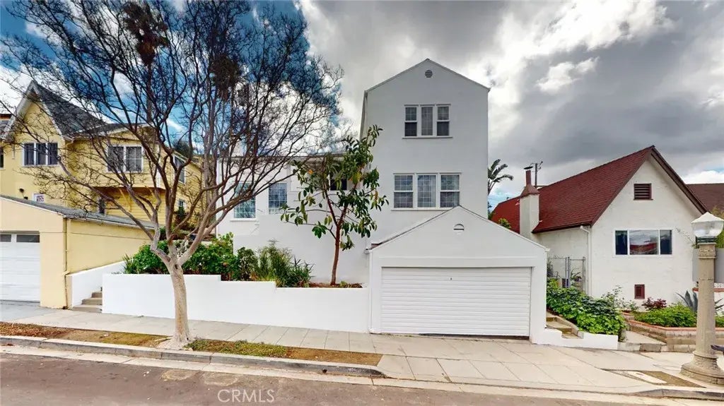 1214 Romulus Drive, Glendale