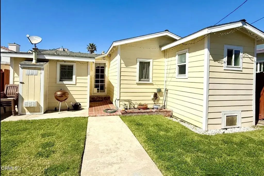 136 Los Angeles Avenue, Oxnard