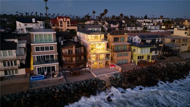 1823 S Pacific Street, Oceanside