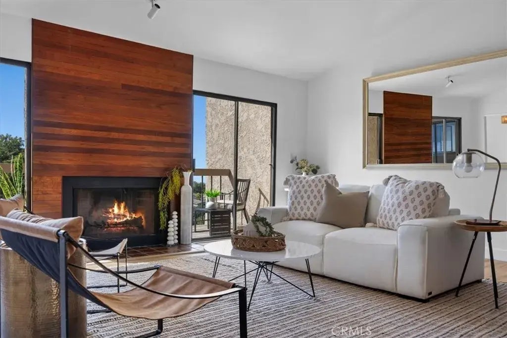 18 Coraltree Lane 8, Palos Verdes Peninsula