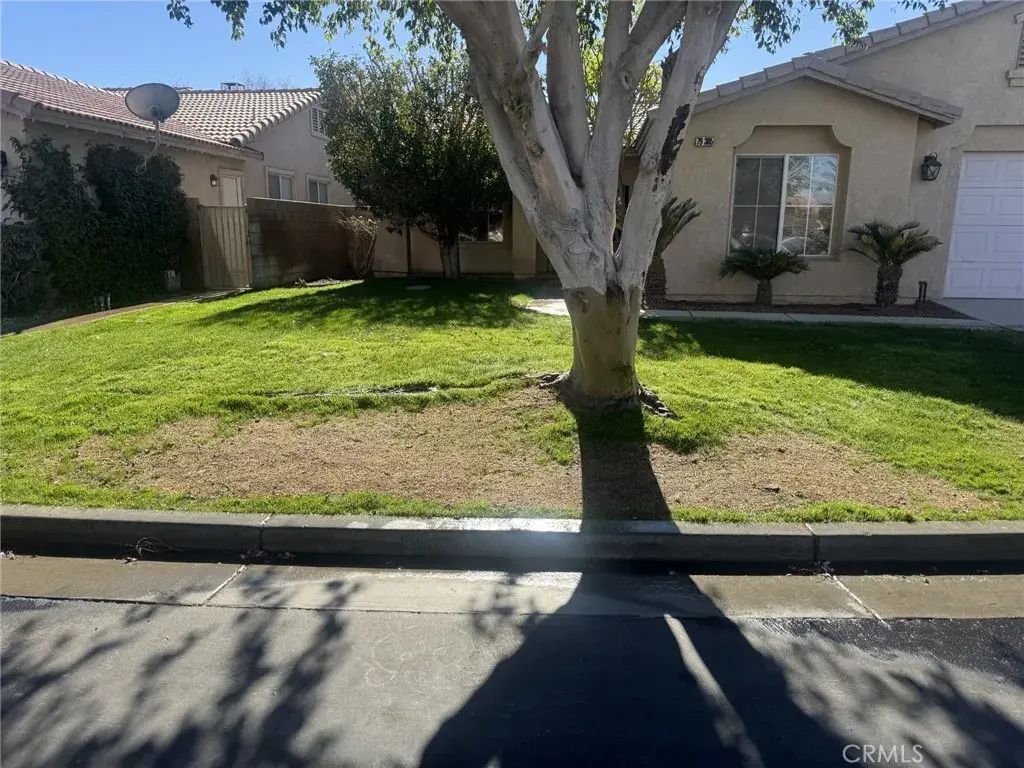 79385 Avenida Las Palmas, La Quinta