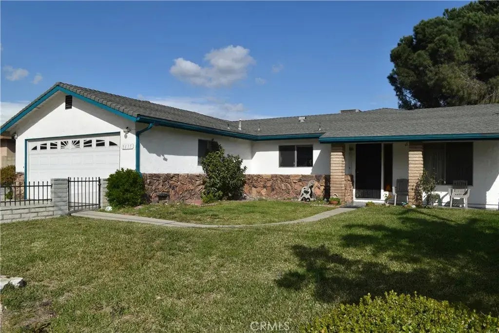 9635 Acacia Avenue, Fontana