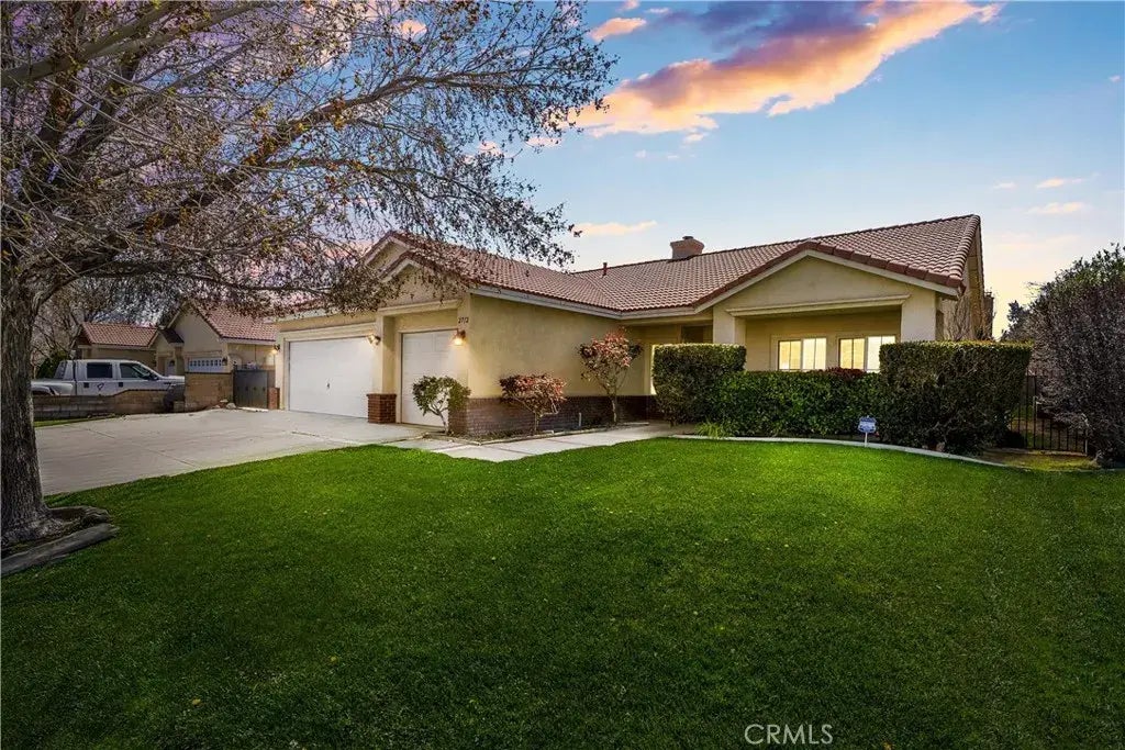 2712 End Court, Lancaster