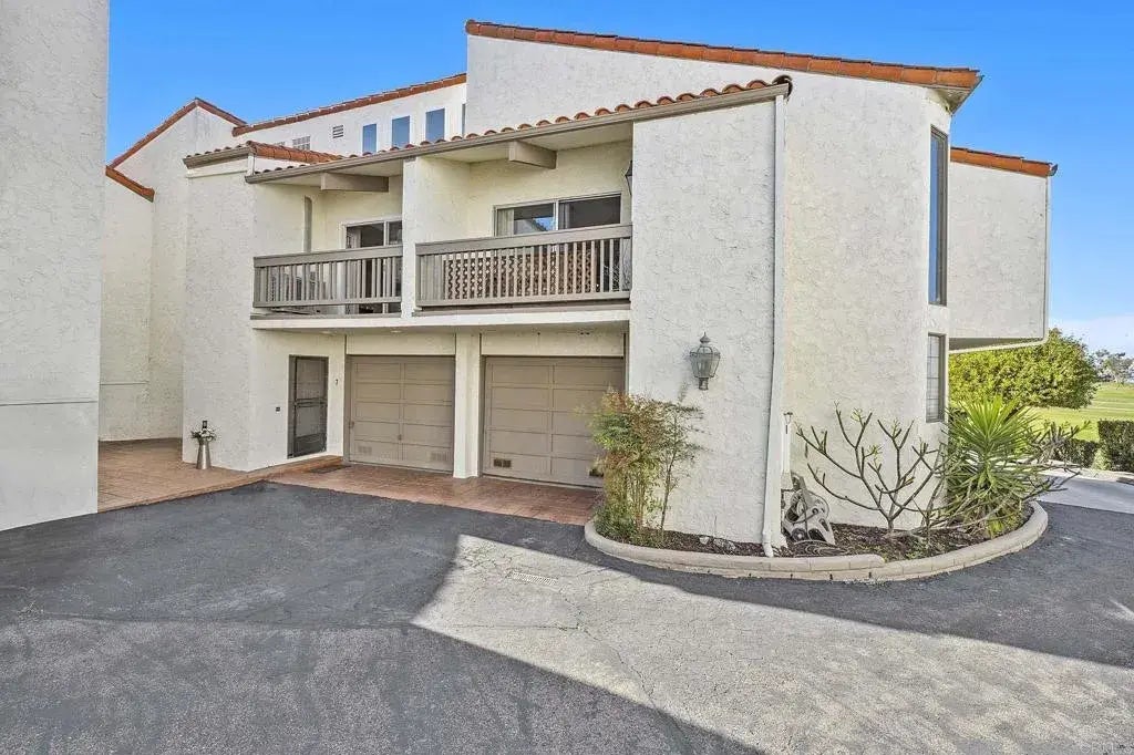 2270 La Costa Avenue 7, Carlsbad