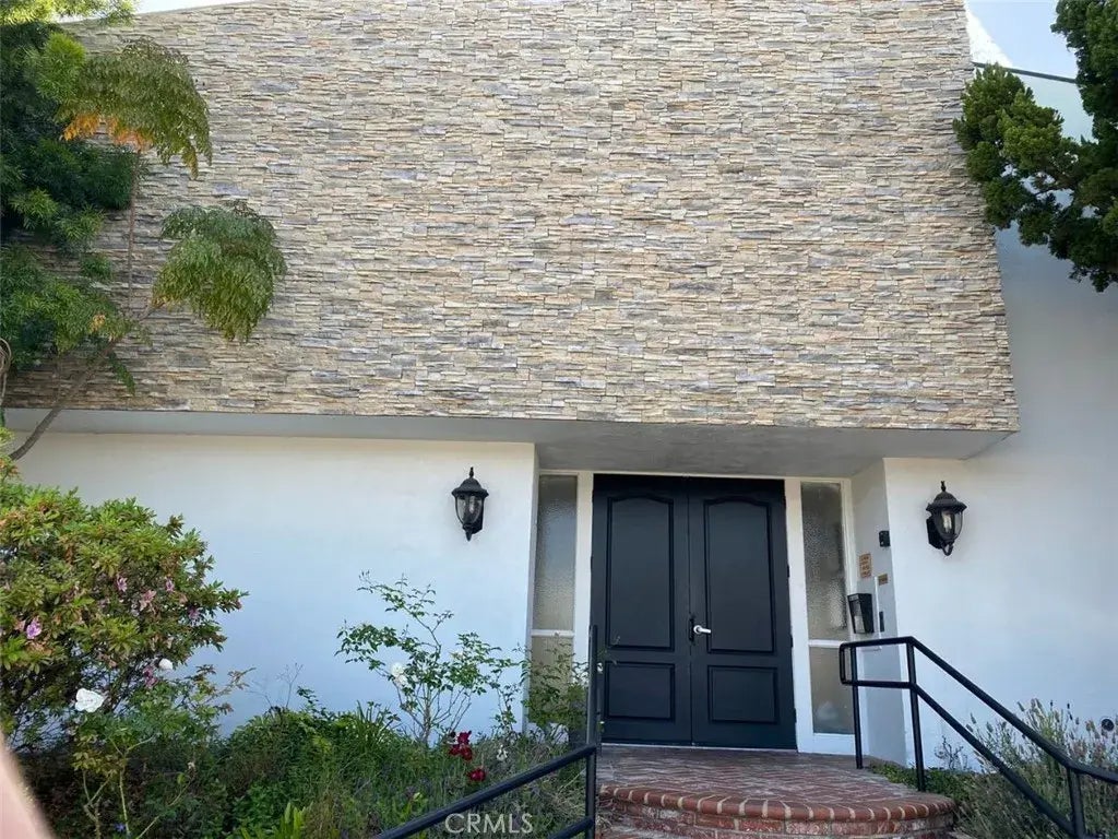 415 S Prospect Avenue 110, Redondo Beach