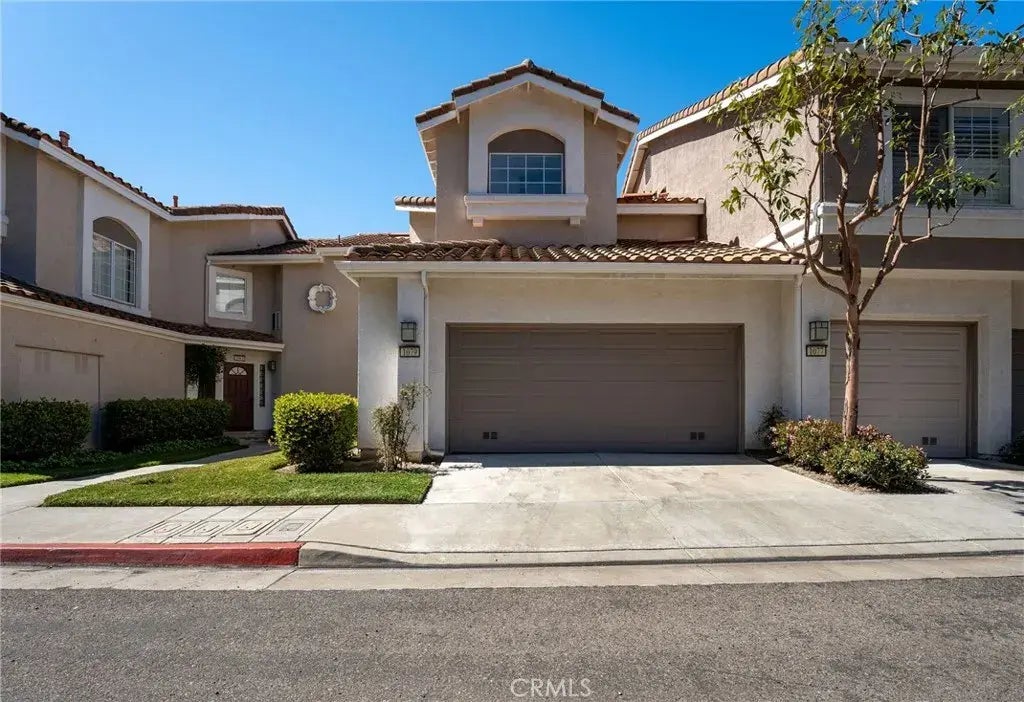 1079 S Daybreak Court, Anaheim Hills