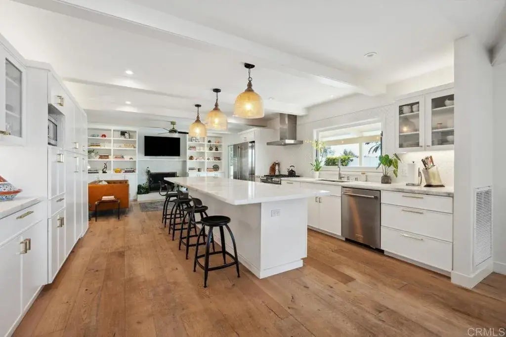 5171 College Gardens Court, 