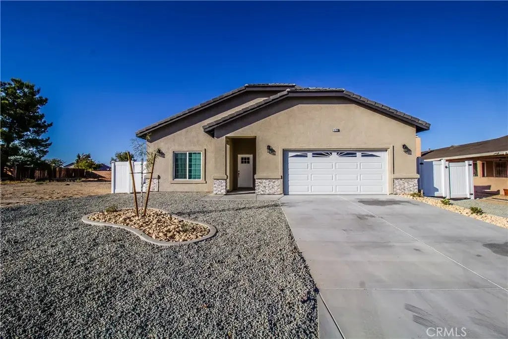 14788 Crofton Lane, Helendale