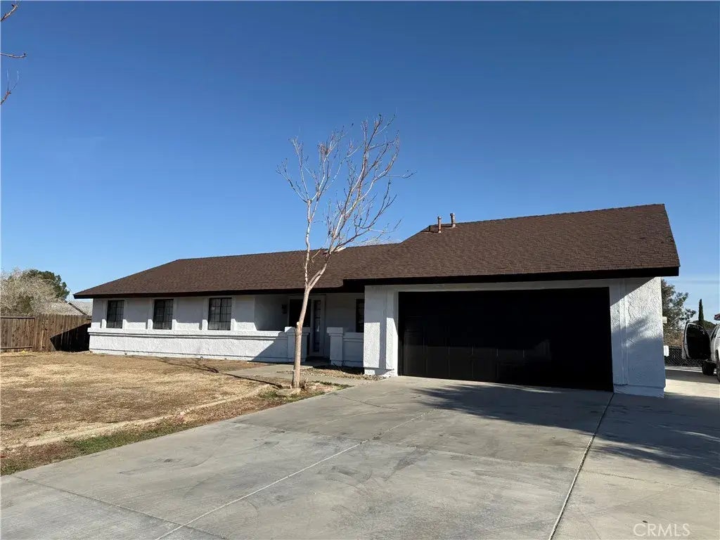 14338 La Mesa Road, Victorville