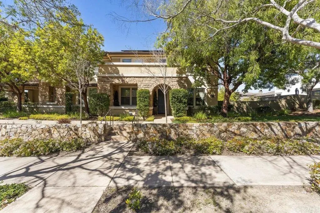 15824 Paseo Del Sur, 