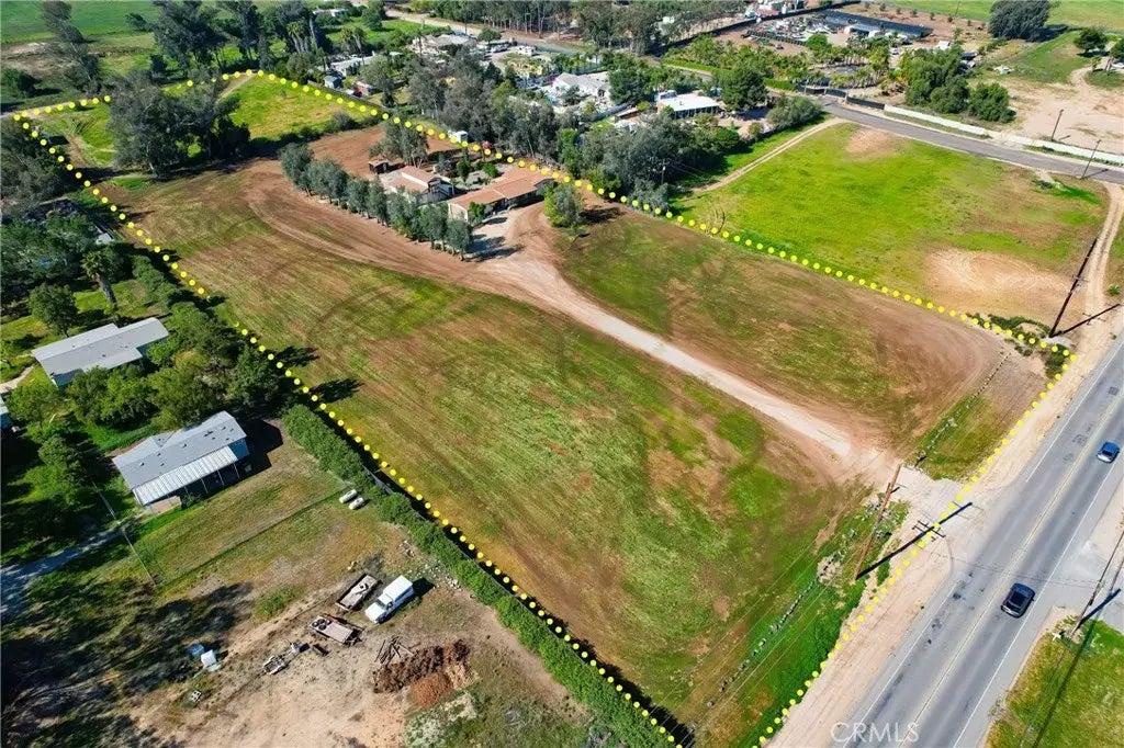 27355 Scott Rd, Menifee