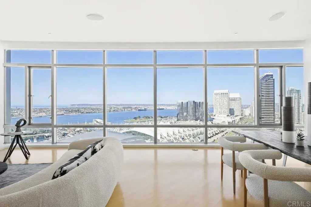 165 6th Avenue 2404,