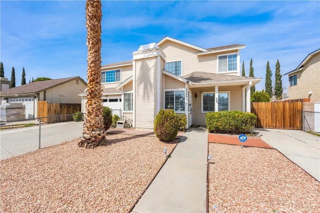 42851 Lemonwood Drive, Lancaster