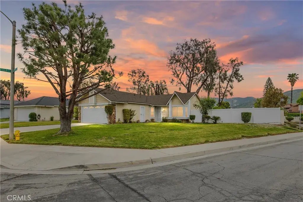 11697 Old Field Avenue, Fontana