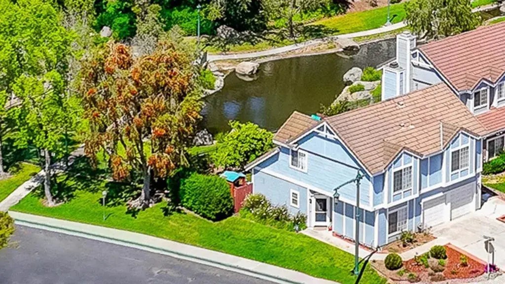 988 Rose Arbor, San Marcos