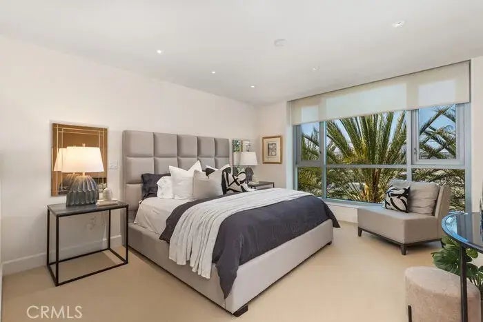 8050 Scholarship, Irvine