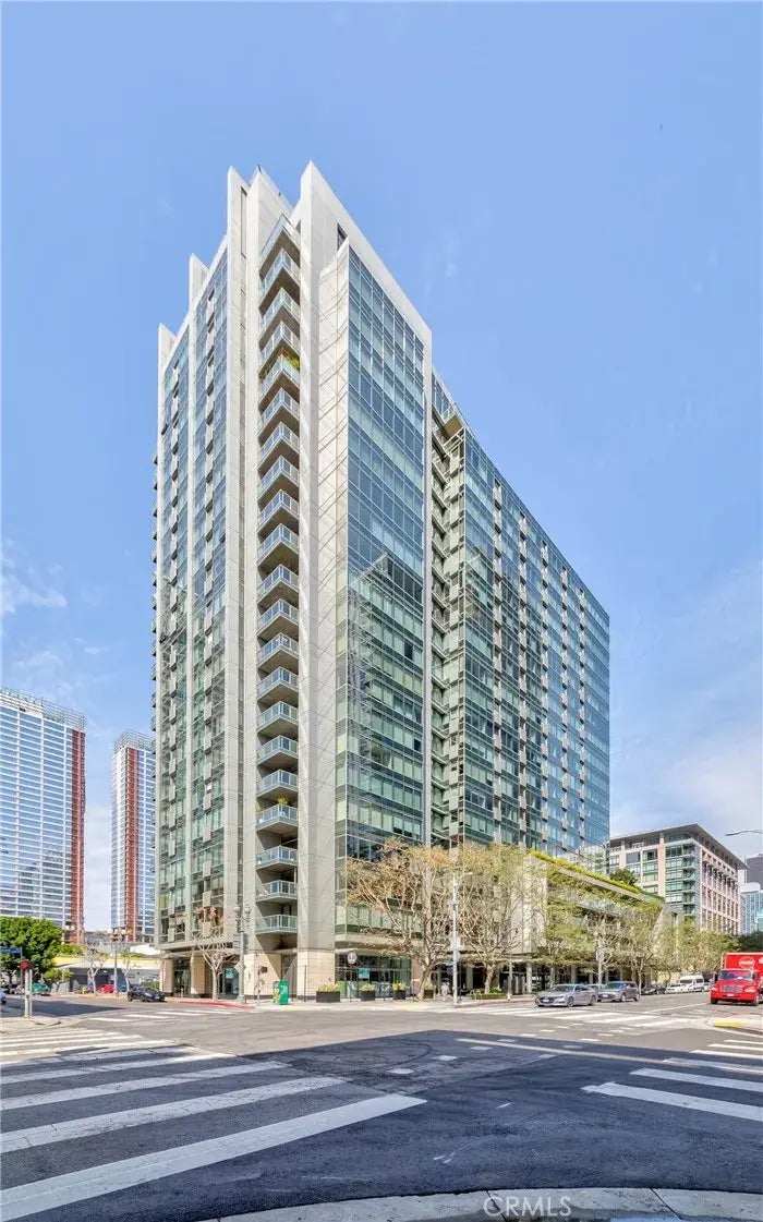 1155 S Grand Avenue 320, Los Angeles