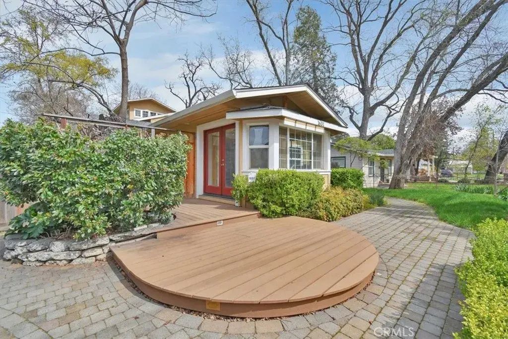 1631 Salem St, Chico