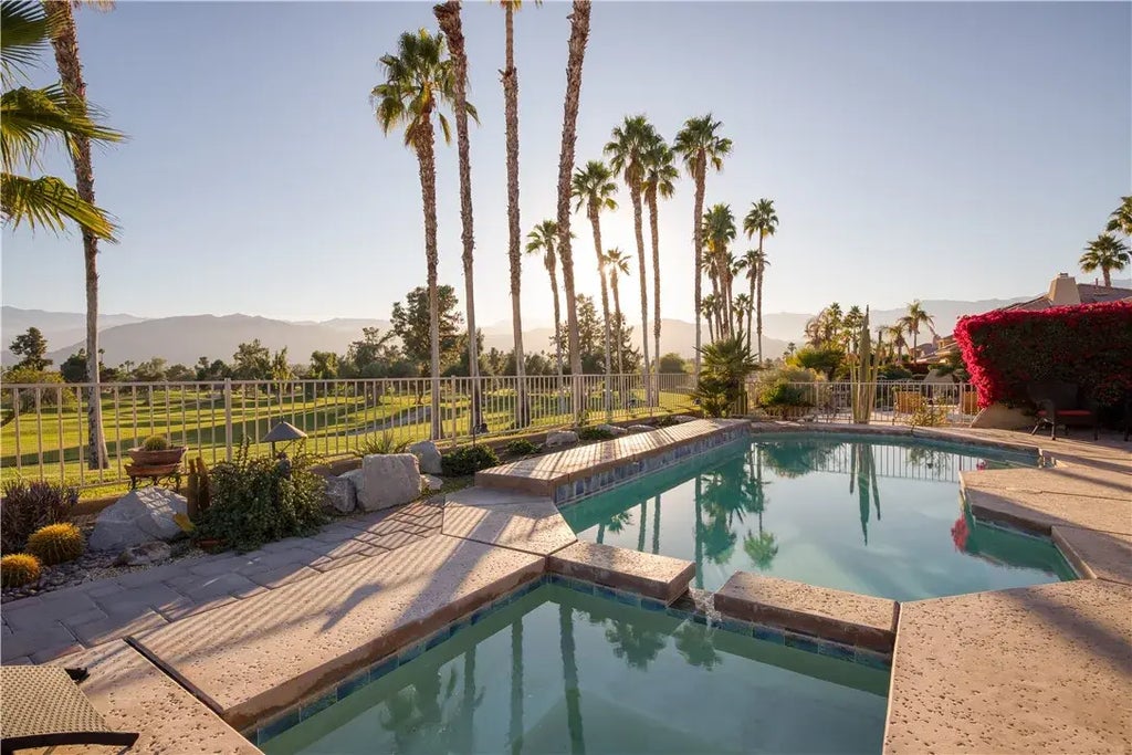 78 Kavenish Drive North, Rancho Mirage