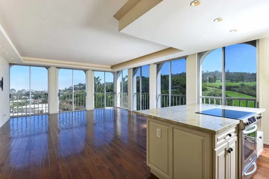 1001 Genter 6a, La Jolla