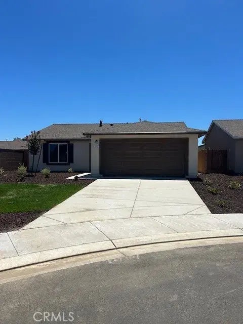 612 Keng Court, Merced