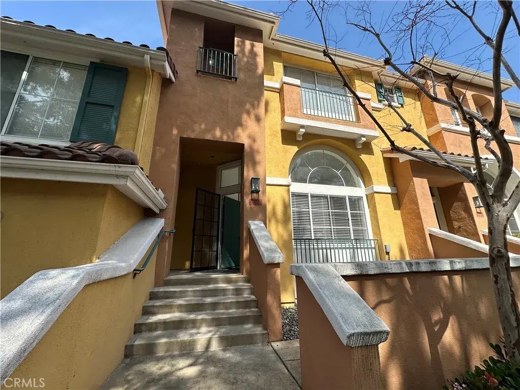 907 Reggio Aisle 138, Irvine