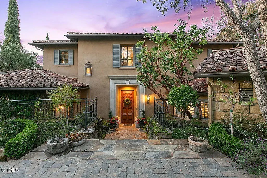 3323 Calle De Debesa, Camarillo