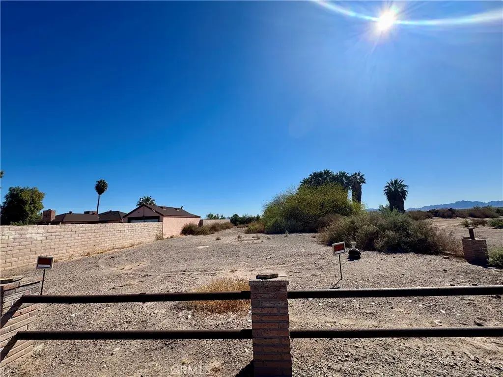 188 Clark, Palo Verde