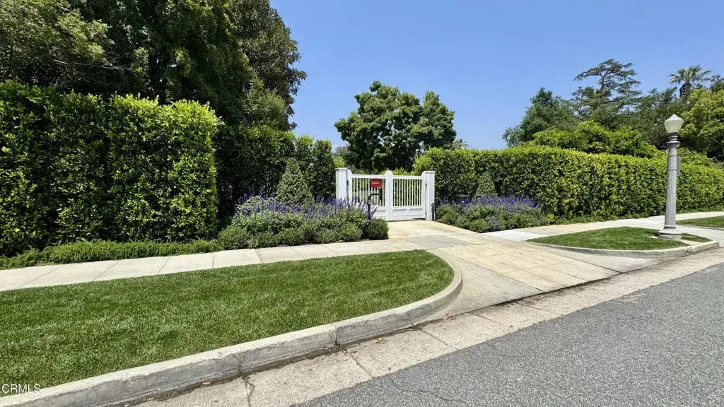 1565 Lombardy Road, Pasadena