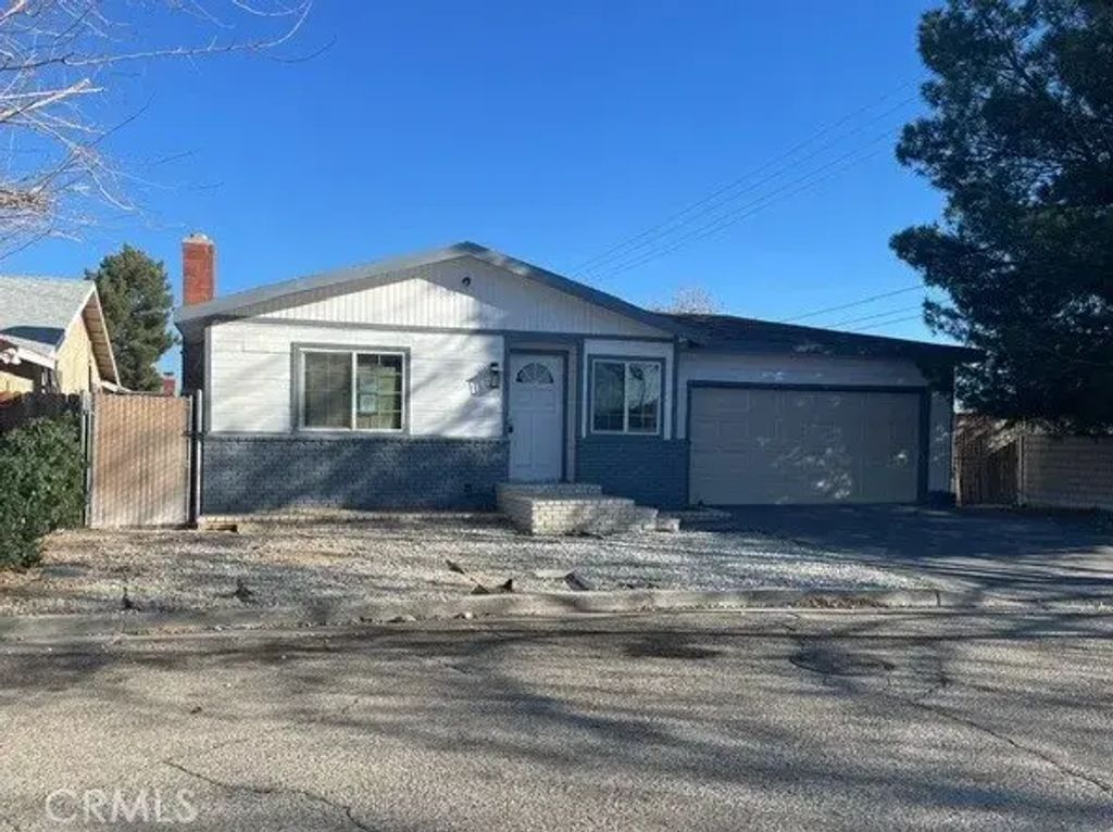 1853 Horizon Lane, Lancaster