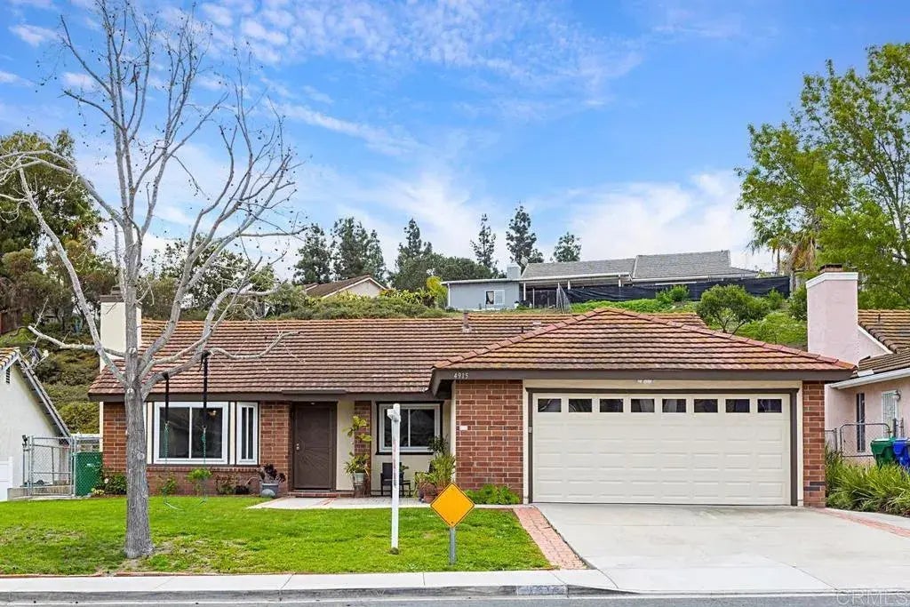 4915 Meadowbrook Drive, Oceanside