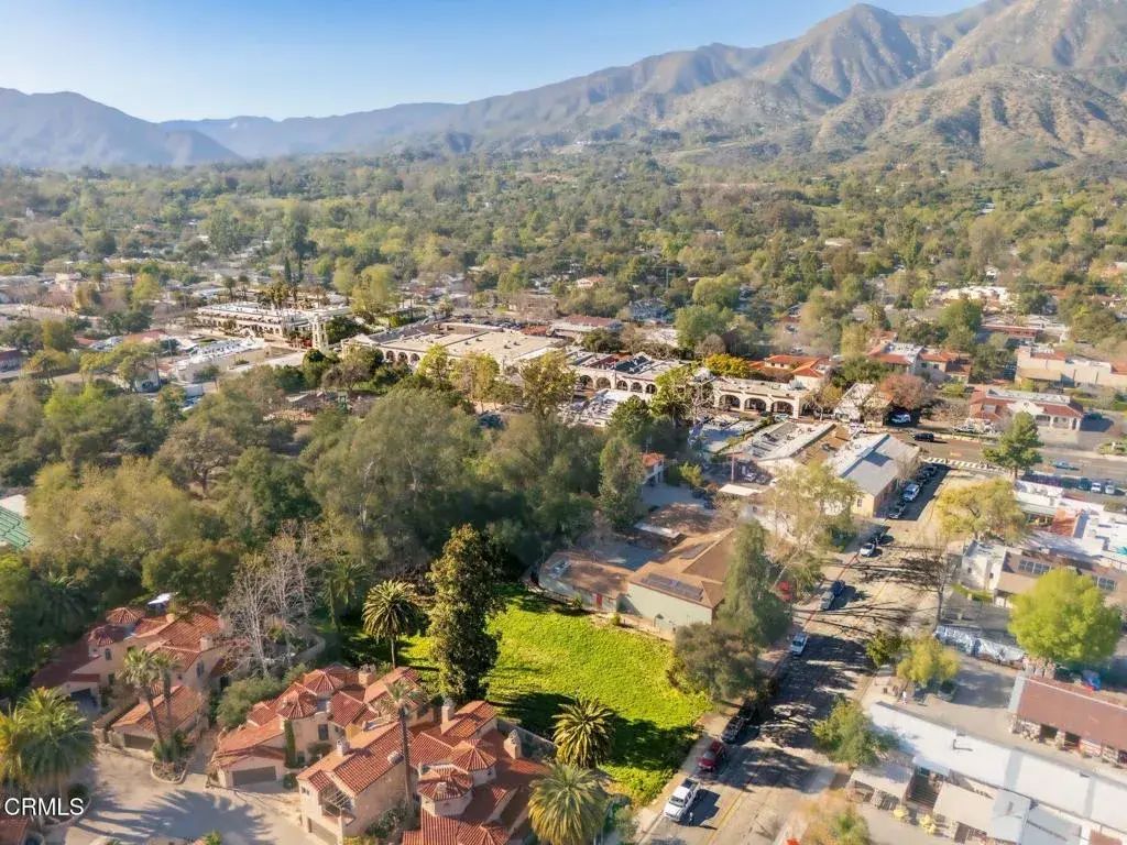 201 S Montgomery, Ojai