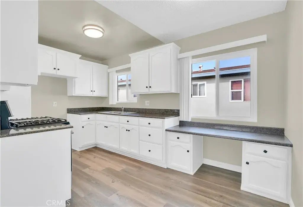 3345 Artesia Boulevard 5, Torrance