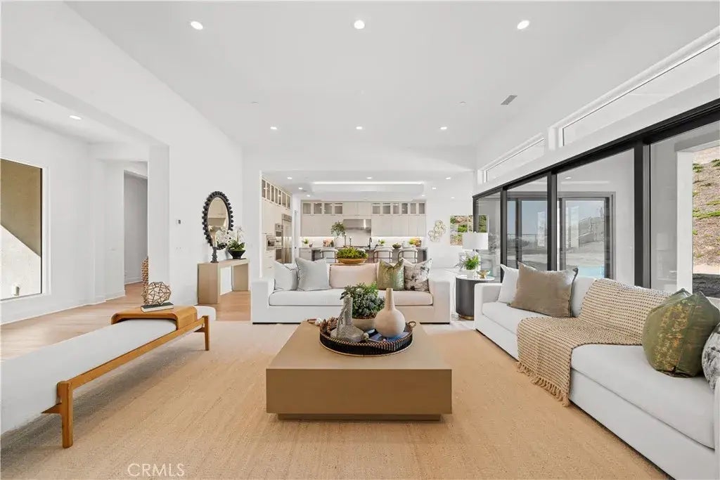 18302 Saddle Crest, Silverado