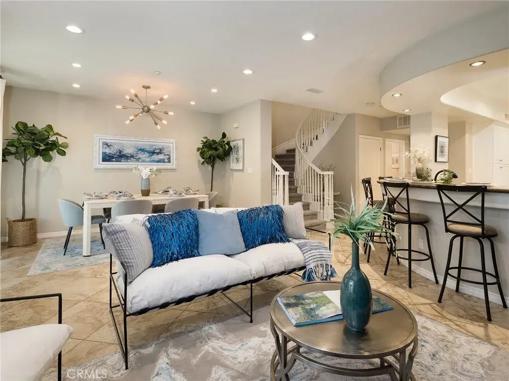 13031 Villosa Place 131, Playa Vista