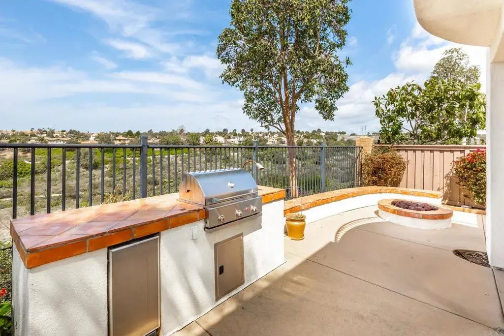 6213 Paseo Privado, Carlsbad