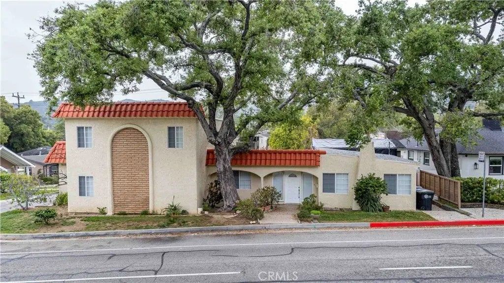 2401 N Verdugo Road, Glendale