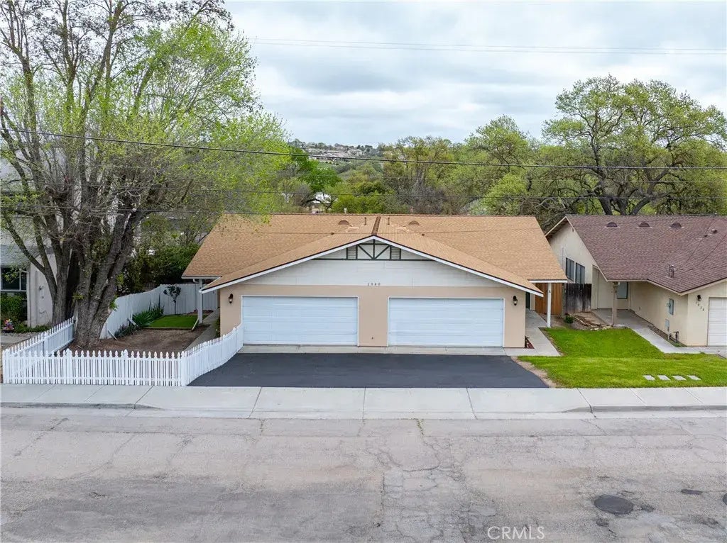 1940 Pine Street A & B, Paso Robles