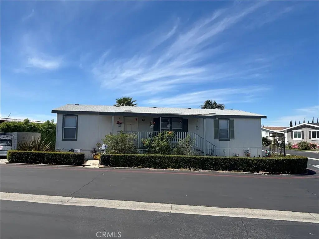 1630 S Barranca 88, Glendora