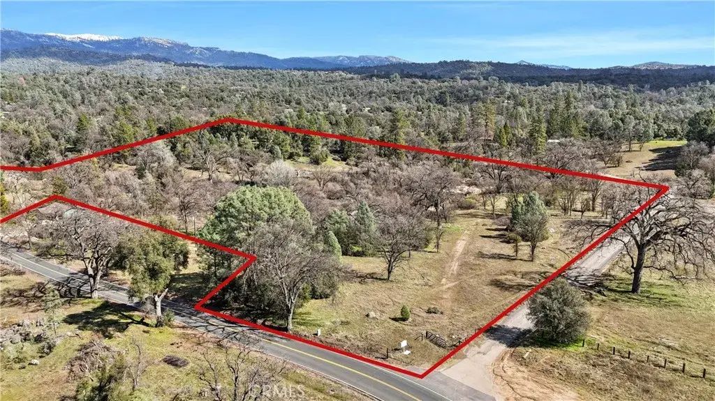 5128 Darrah, Mariposa