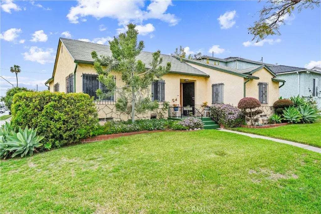 11241 Haas Avenue, Los Angeles