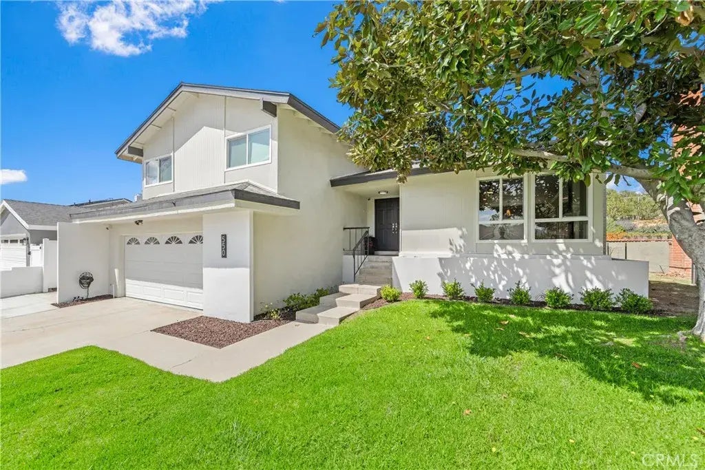 550 Termino Avenue, Corona