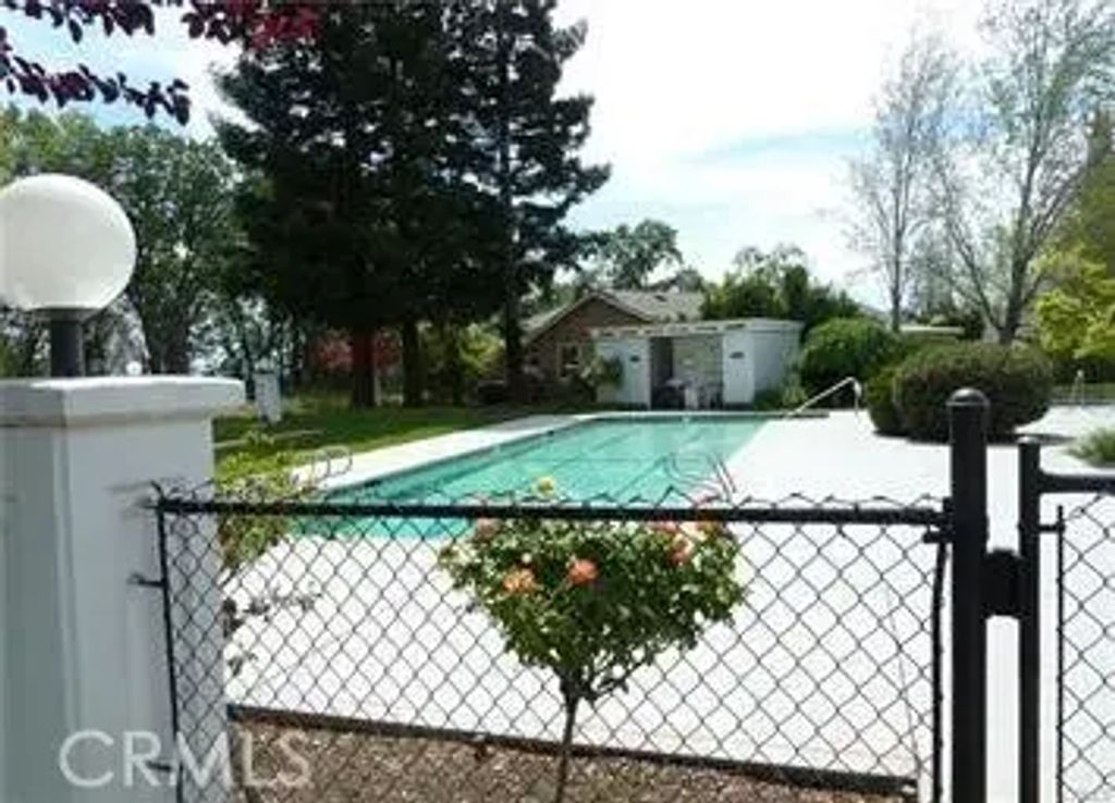406 Plantation, Paradise