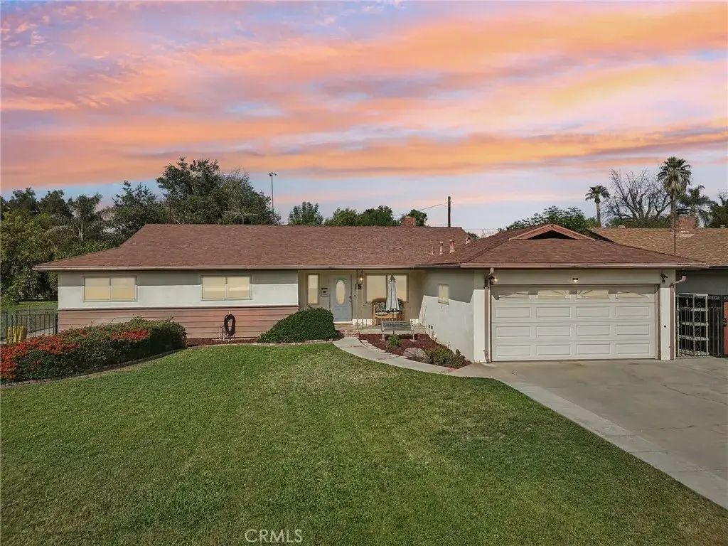 4735 Linwood Place, Riverside