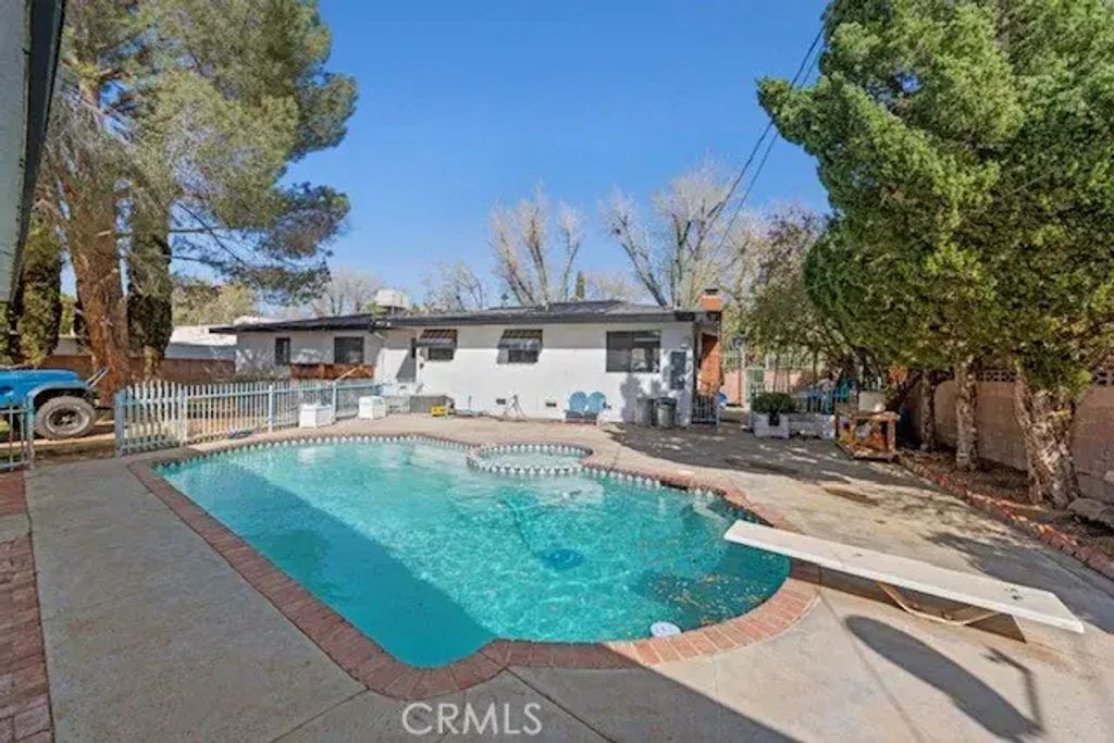 44835 12th Street West, Lancaster