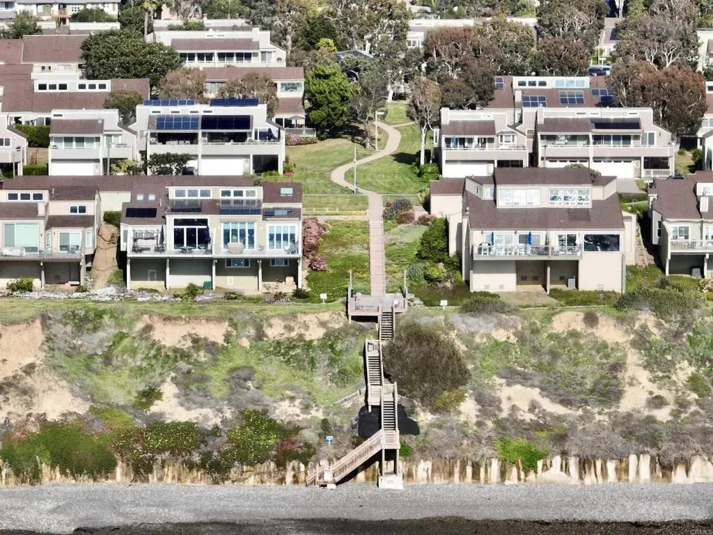 1707 Aldersgate Road, Encinitas