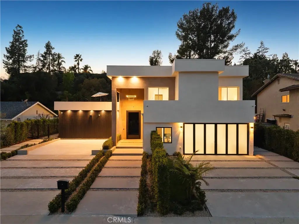 4001 Coldstream, Tarzana