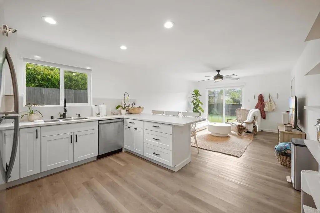 214 Gloxina Street, Encinitas