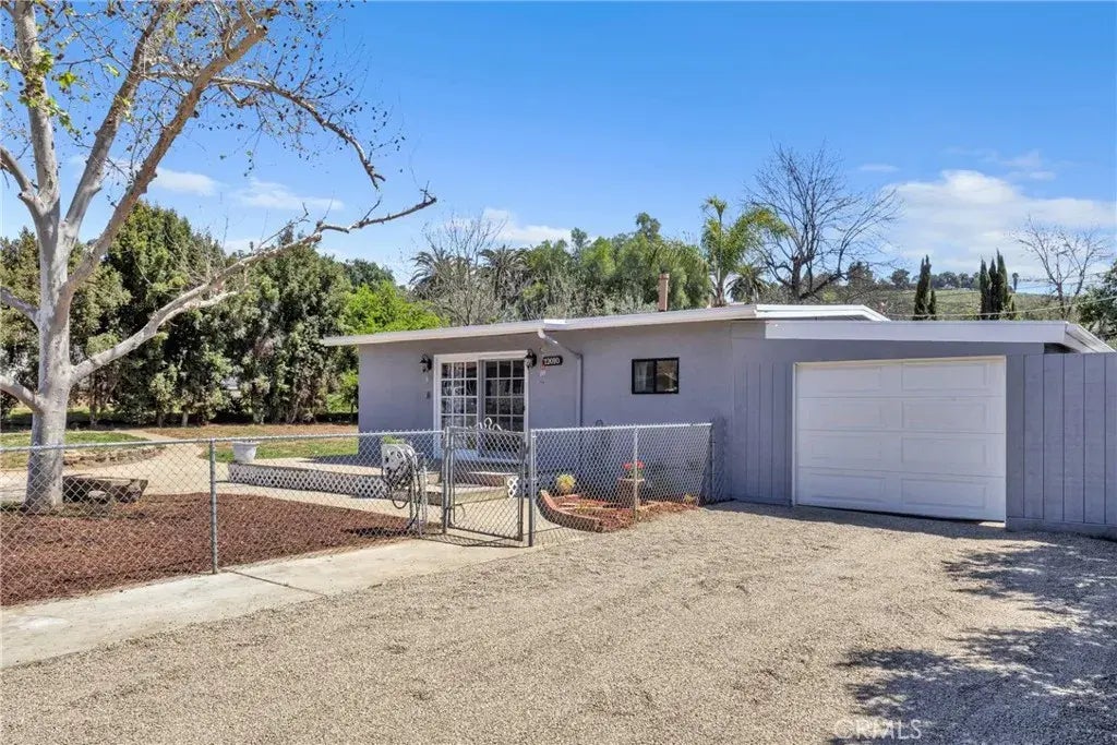 12010 Lakeside Court, Lakeside